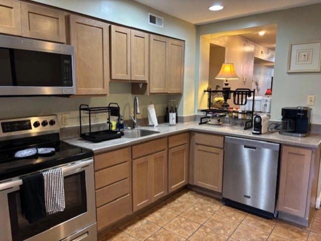 Apartment Canton Townhome *